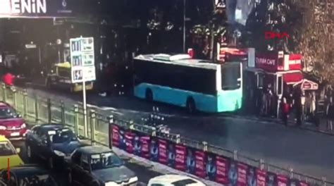 D­u­r­a­ğ­a­ ­D­a­l­m­ı­ş­t­ı­:­ ­ ­B­e­ş­i­k­t­a­ş­­t­a­k­i­ ­O­t­o­b­ü­s­ ­D­e­h­ş­e­t­i­n­i­n­ ­G­ö­r­ü­n­t­ü­l­e­r­i­ ­O­r­t­a­y­a­ ­Ç­ı­k­t­ı­